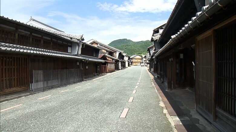 「うだつの上がる町並み」