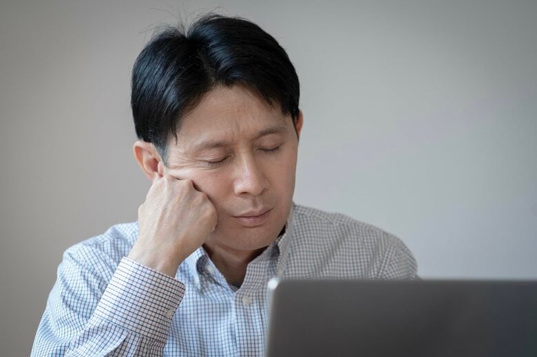 食事の後に眠くなるのはなぜ？（画像はイメージ）