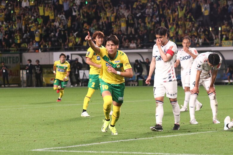 エースとして得点ランク3位・10ゴールの小森　©JEFUNITED