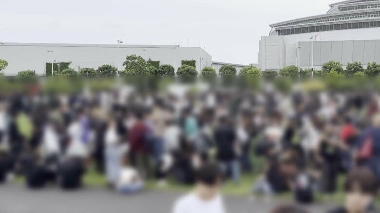 デモ会場には多くの若者の姿があり「サクラは最低でも800人はいたはず」と男性スカウトはみる