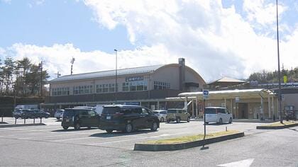 契約満了後も前の指定管理者が“居座り”営業継続　道の駅で前代未聞のトラブル　施設の明け渡しに応じない事態に　前の指定管理者側はホームページ上に声明を発表し反論　町は法的措置も視野