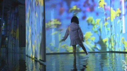 安比高原で蜷川実花さんの作品展 夏もスキー場で楽しんで 安比高原で蜷川実花さんの作品展 夏もスキー場で楽しんで