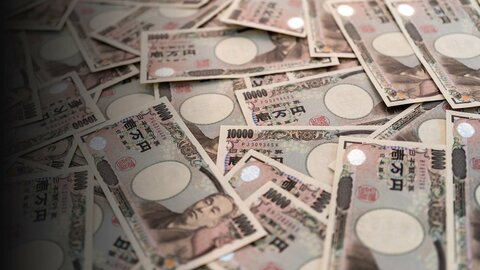 税金4630万円バクチに使われたとか、元議員のグリーン券ネコババとか、僕らの税金なんだと思ってんだ!