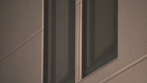 内覧客装い強盗 男女を逮捕 案内の女性から財布奪う