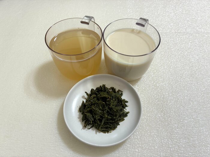  豆乳とリンゴジュースがあれば茶殻がスムージーに（特集班撮影）