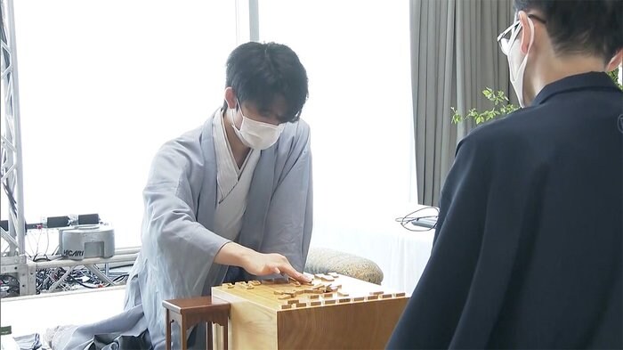 藤井聡太二冠「封じ手」7500万円!? あと2日で終了...誰の手に
