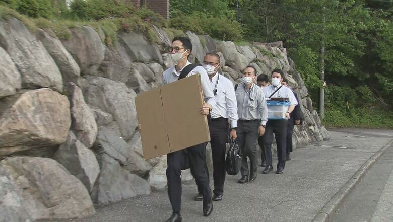 市職員で山岳博物館の館長を逮捕　工事の入札に関する情報を業者にもらした疑い　「見返り」があったかなど捜査｜FNNプライムオンライン