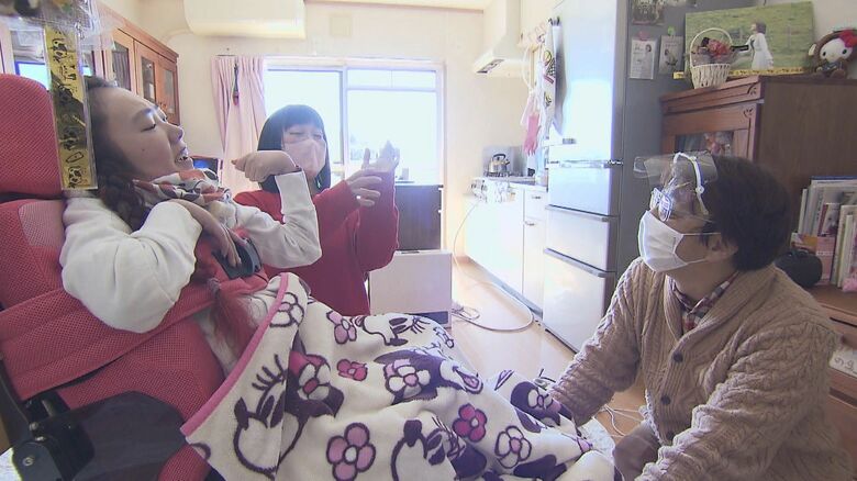 県内80人以上の患者の往診と急患対応を一人で担う田中医師