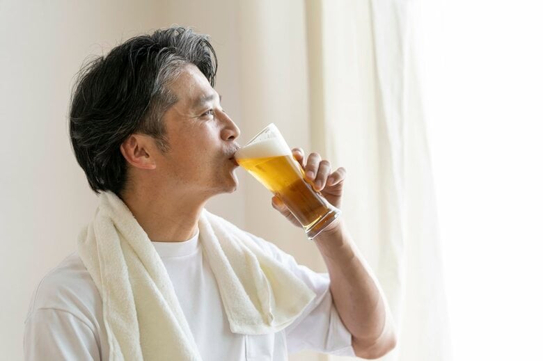 飲酒後の運動は命に関わることもあるため避けること（画像：イメージ）