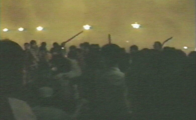 暴徒化する市民