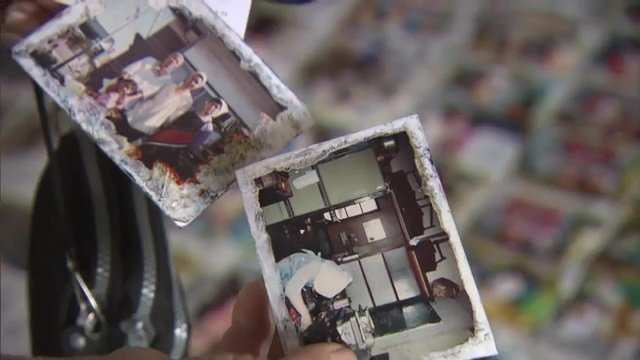 思い出が詰まった写真も水に浸かる