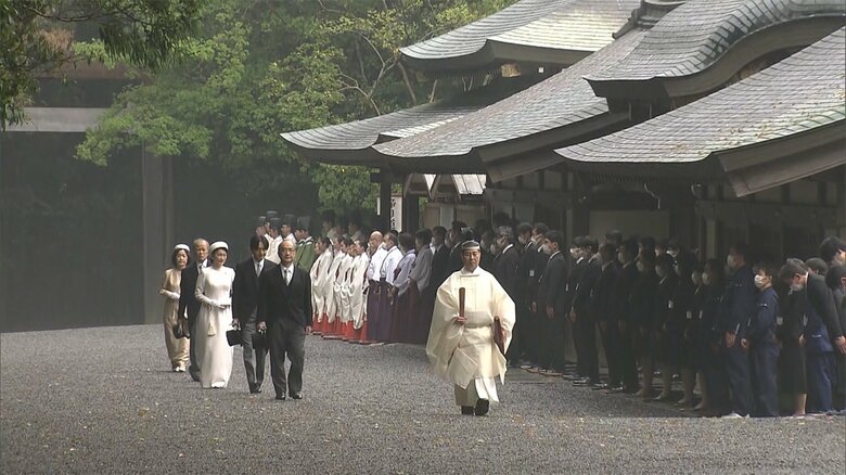 厳かな雰囲気の中、秋篠宮ご夫妻は、伊勢神宮の「内宮」を参拝された