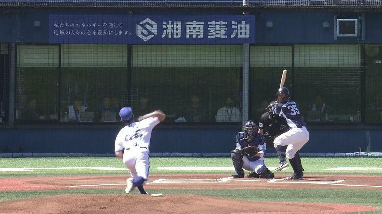 T・バウアー日本デビューの初球。