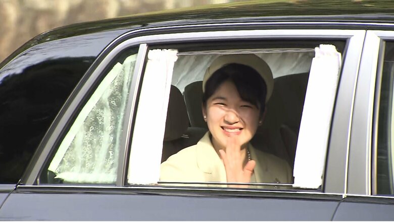 上皇ご夫妻のお住まい仙洞御所へ　4月11日