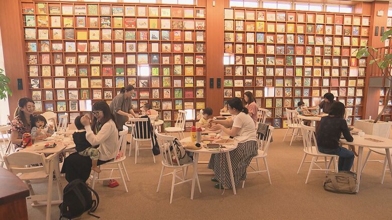 図書館で「給食」