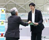 バスケ元NBAプレイヤー・渡邊雄太選手（B１・千葉）ふるさと三木町から初の「町民栄誉賞」【香川】