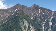 「山頂付近で転倒して動けない」名古屋市の62歳男性をヘリコプターで救助　北アルプス針ノ木岳からスバリ岳へ向け縦走中に転倒　右足をけがしている模様