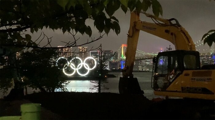 東京・台場の五輪モニュメント