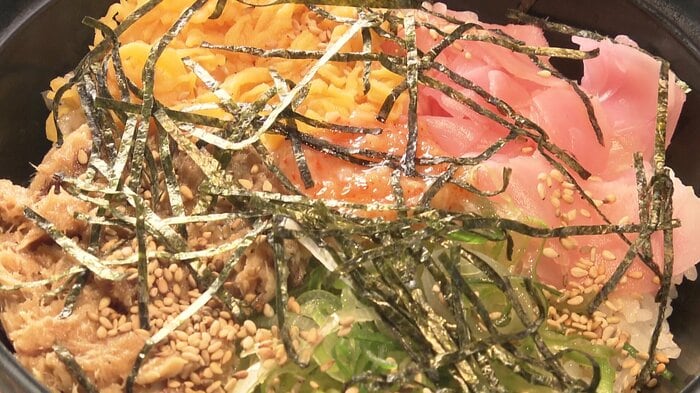 見た目もカラフルな「鯖ンバ」