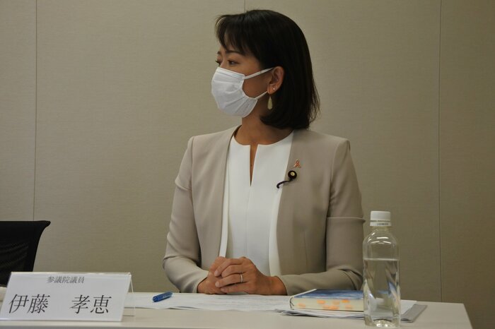 国民民主・伊藤氏「国会は社会の写し鏡。男女の人口比は半々」