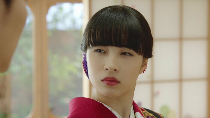 広瀬すずのショック顔! 「お正月を写そう♪2021 くつろぎ新年会・遊べるチェキ」編