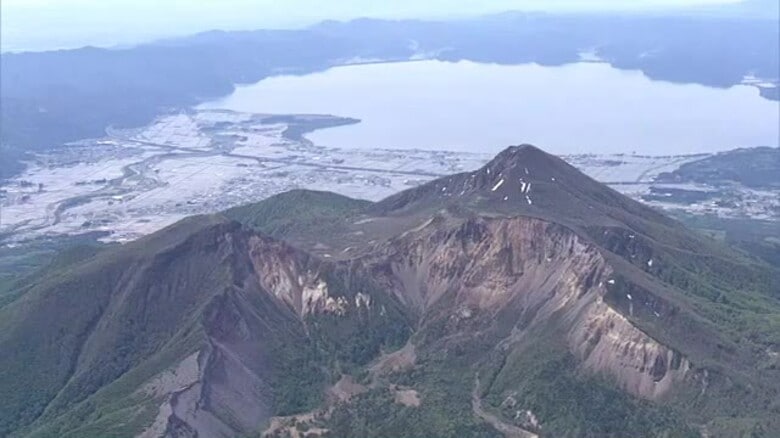 福島・磐梯山の山開き　6月15日に延期　山に残雪多く安全確保が困難　関係3町が協議し決定｜FNNプライムオンライン