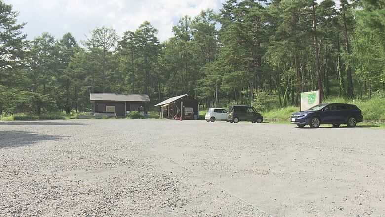 飯縄山登山者駐車場　付近でクマが目撃される　
