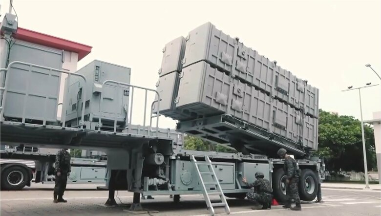 中国の演習を受けて台湾軍が展開した雄風III型超音速地対艦ミサイル