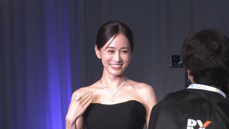 前田敦子さん(34)