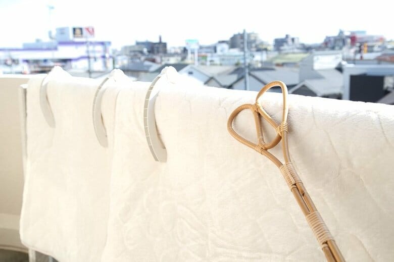  布団をベランダなどに移動する必要がない（イメージ）