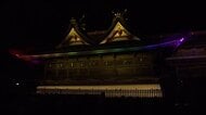 荘厳な国宝建築の神社をライトアップ　世界的な照明デザイナーが演出する幻想的な世界に感動【岡山】