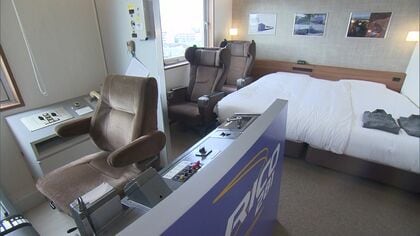 リアルな運転席がホテル客室「キハ281 トレインルーム」 鉄道ファンに好評 年内は6割超えの予約も【北海道発】