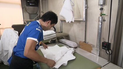 「右肩下がりを耐え忍ぶ」企業倒産件数過去最多…クリーニング店も正念場　資材高騰に節約志向…季節二極化で需要減少