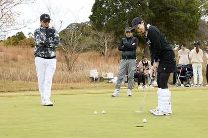 【深い呼吸がゴルファーのパフォーマンスを変える。】パター前にston（ストン）を使用した深い呼吸をするだけで心拍数が低下し、“パター平均成功率が向上”