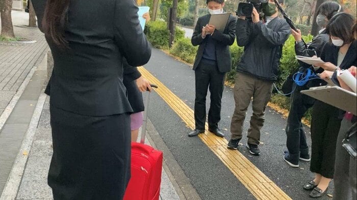 裁判の後、取材に応じ、「あとは結果を待つしかない」と語るAさん