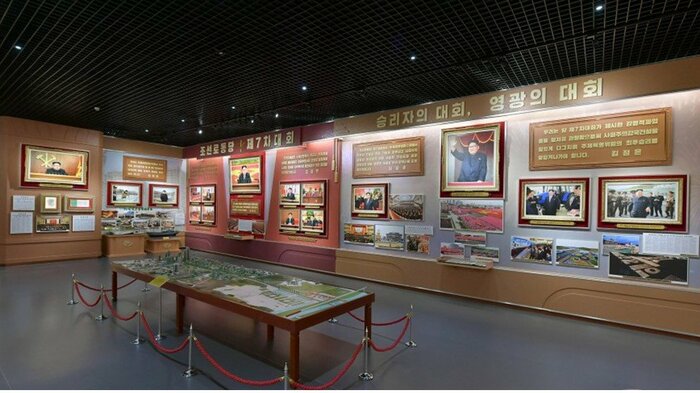 2015年の第7回党大会開催や黎明通りの模型が飾られた1号室の展示