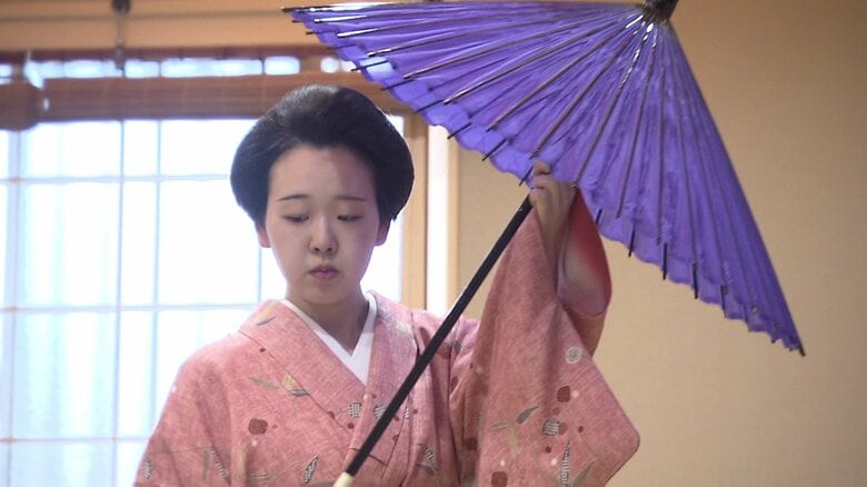 「私は日本の伝統を守る人になる」 ススキノで“最年少の芸者さん” 稽古にお座敷にアルバイトに 「芸者という作品」を作り上げる日々｜FNNプライムオンライン