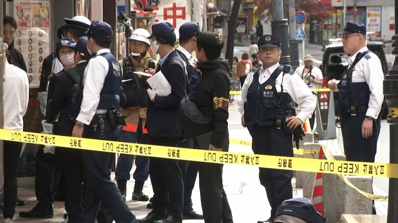 男は逃走中…東京・赤坂のビルで女性が“刃物男”に刺される　女性は意識あり　男は「黒い帽子をかぶっていた」という目撃情報も　東京・港区｜FNNプライムオンライン