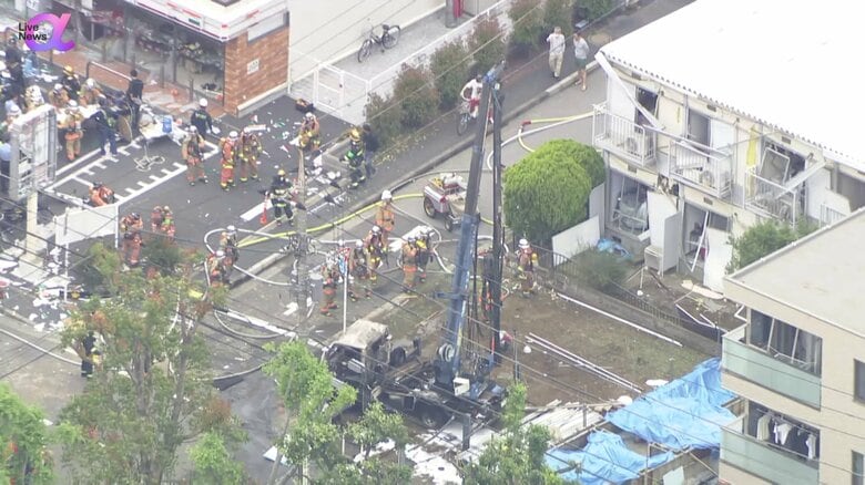 ガスボンベに「1964年」検査合格の刻印　東京・江戸川区の爆発火災　長期間地中に埋められていたか｜FNNプライムオンライン