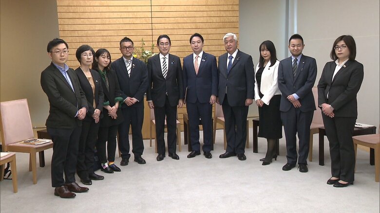 岸田首相と支援団体が面会(首相官邸・17日)
