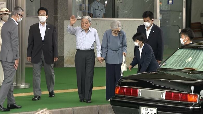 軽井沢駅に到着された　8月22日