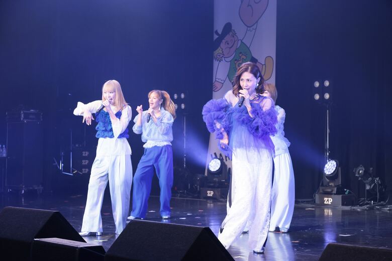 ヒット曲で会場を盛り上げたMAX (C)モリマンフェス