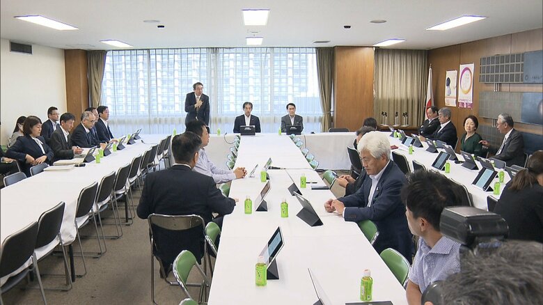 自民党内でも選択的夫婦別姓導入について議論がなされている　18日