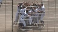 鳥取城北が3年連続甲子園へ　高校野球鳥取県大会決勝　8回に一挙7得点　米子東を倒す