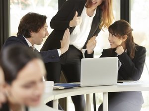 「分かっているはず」は禁物。外国人社員と信頼関係を築くための8つのポイント