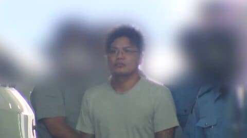 警察官装いキャッシュカード詐取か　「裁断する」と言って回収し不正に890万円引き出し　受け子の男逮捕