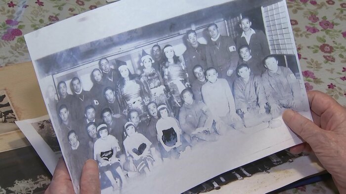特攻隊員の宿舎を慰問したとき撮影された写真