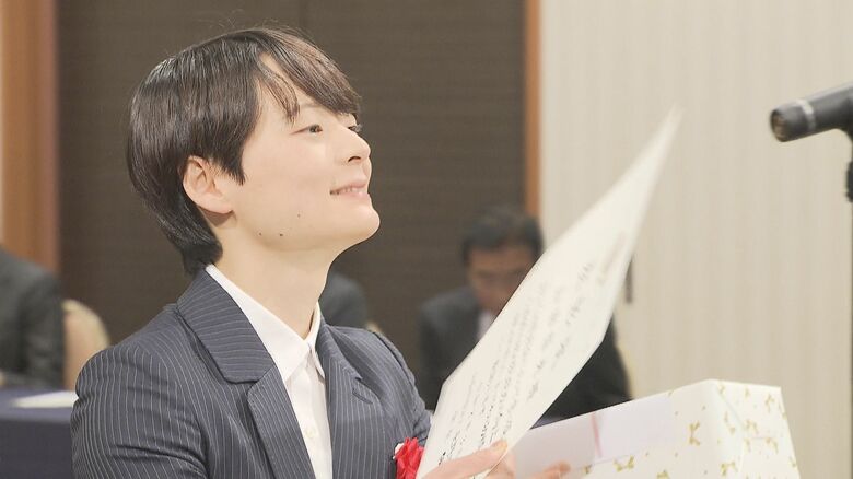 スピードスケート山田梨央選手「応援に支えられた」　スポーツ振興で功績　ミラノ・コルティナオリンピック代表選手ら表彰　長野県　　｜FNNプライムオンライン