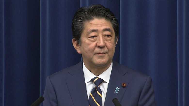 国会会期末に会見する安倍晋三首相