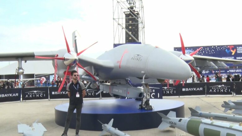 トルコ軍に導入されたばかりの最新鋭、国産攻撃ドローン「アクンジュ(急襲者）」